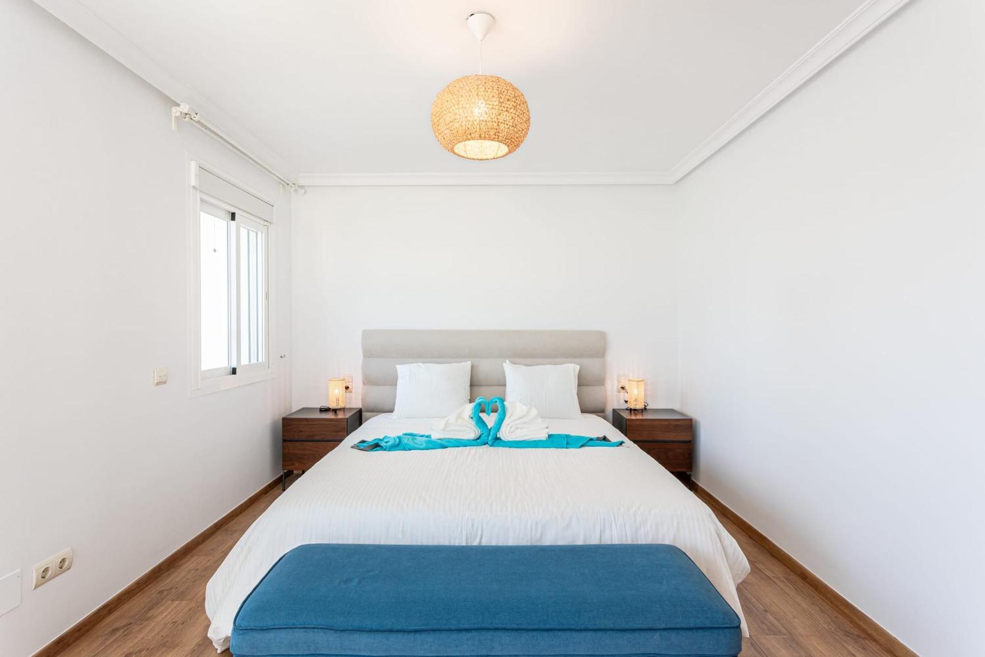Frontline Townhouse El Rosario- 4 Bedrooms Marbella